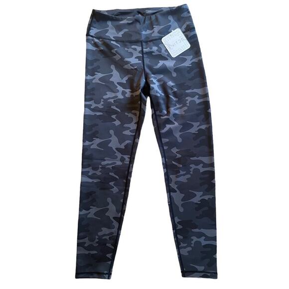 Camouflage Workout Legging - Picture 1 of 6